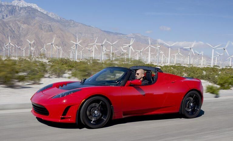 Op onze hotlist: De Tesla Roadster (2008 – 2012)